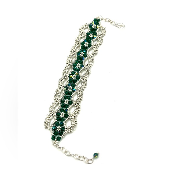 HAND CRAFTED Silver Beaded Lace and Green Crystal Bracelet - Picture 3 of 7